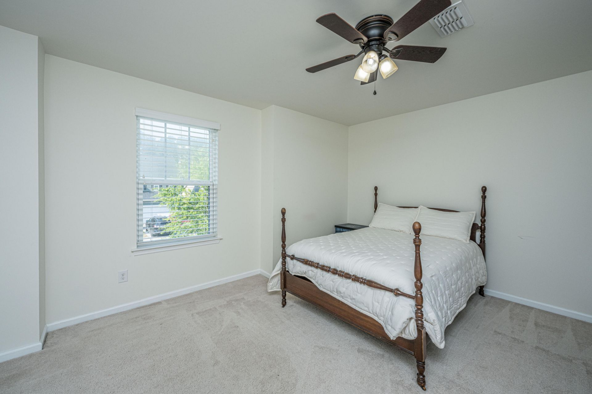 138 Basket Grass Lane Photo 33