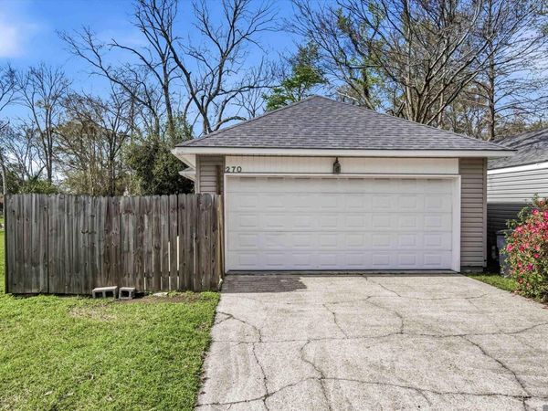 270 Stoney Creek Ave, Baton Rouge, LA 70808