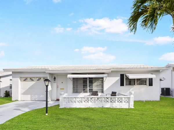 1005 Siesta Avenue, Boynton Beach, FL 33426