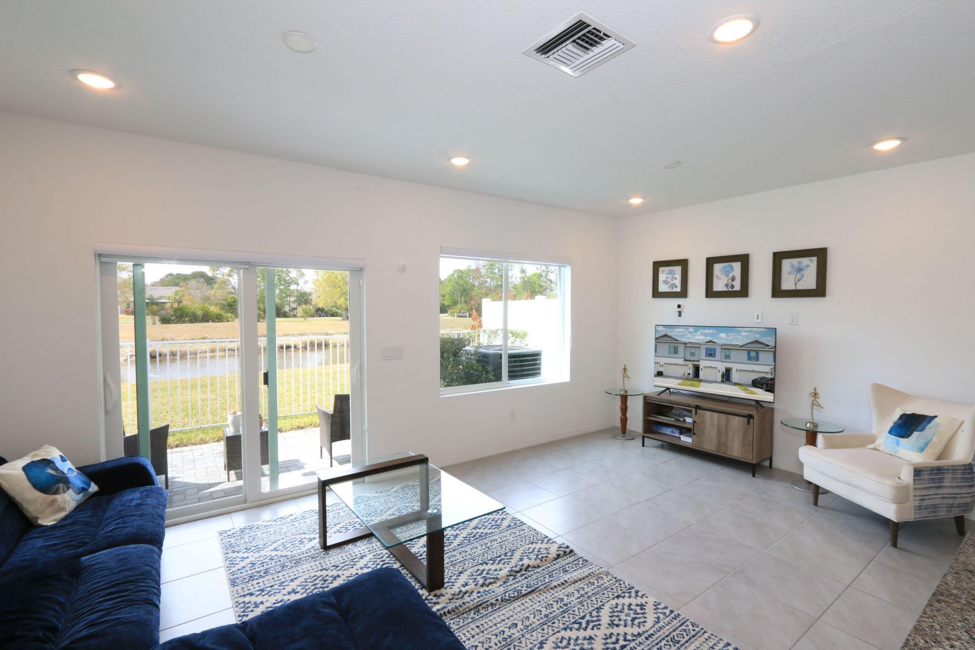 656 NE Waters Edge Lane, Port Saint Lucie, FL 34983 Photo