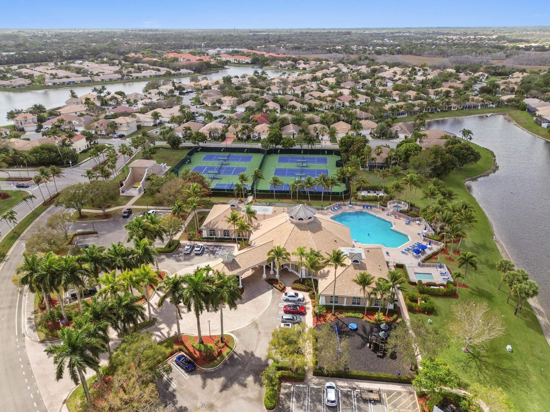 2395 Kemps Bay, West Palm Beach, FL 33411 Photo