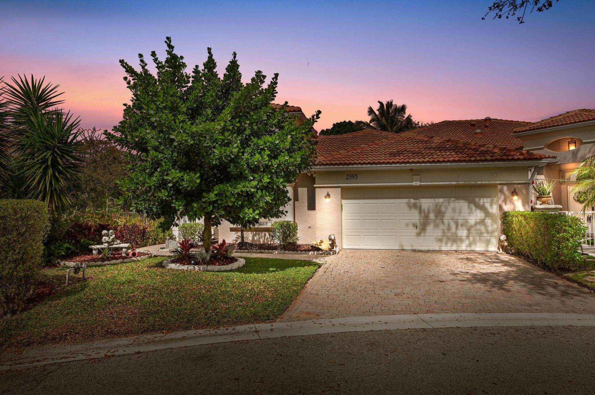 2395 Kemps Bay, West Palm Beach, FL 33411 Photo