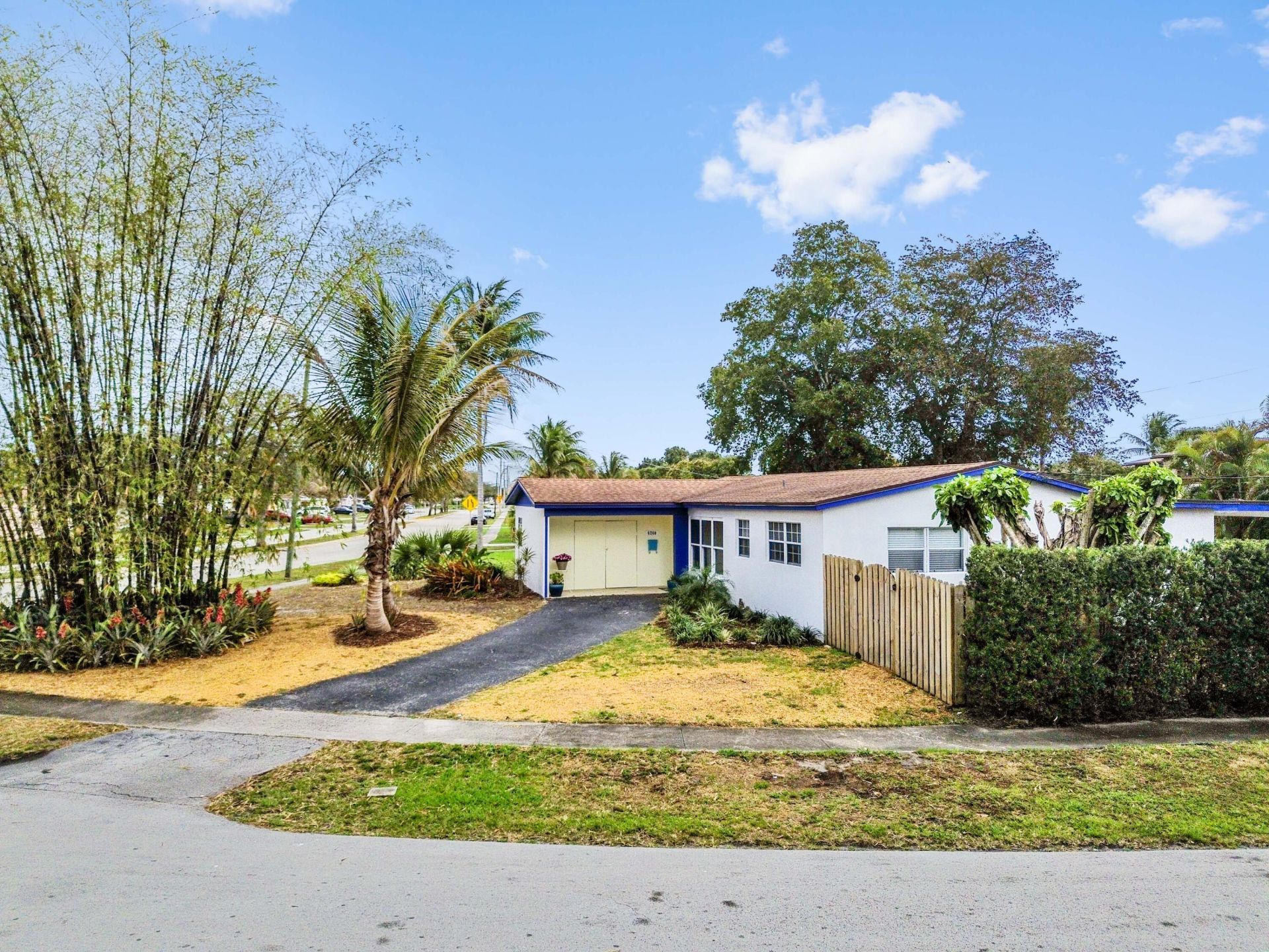 6260 NW 19th Street, Sunrise, FL 33313 Photo