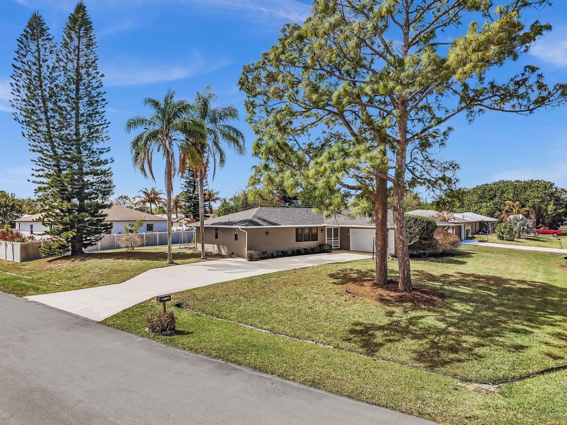 2002 SE Aneci St, Port Saint Lucie, FL 34984 Photo