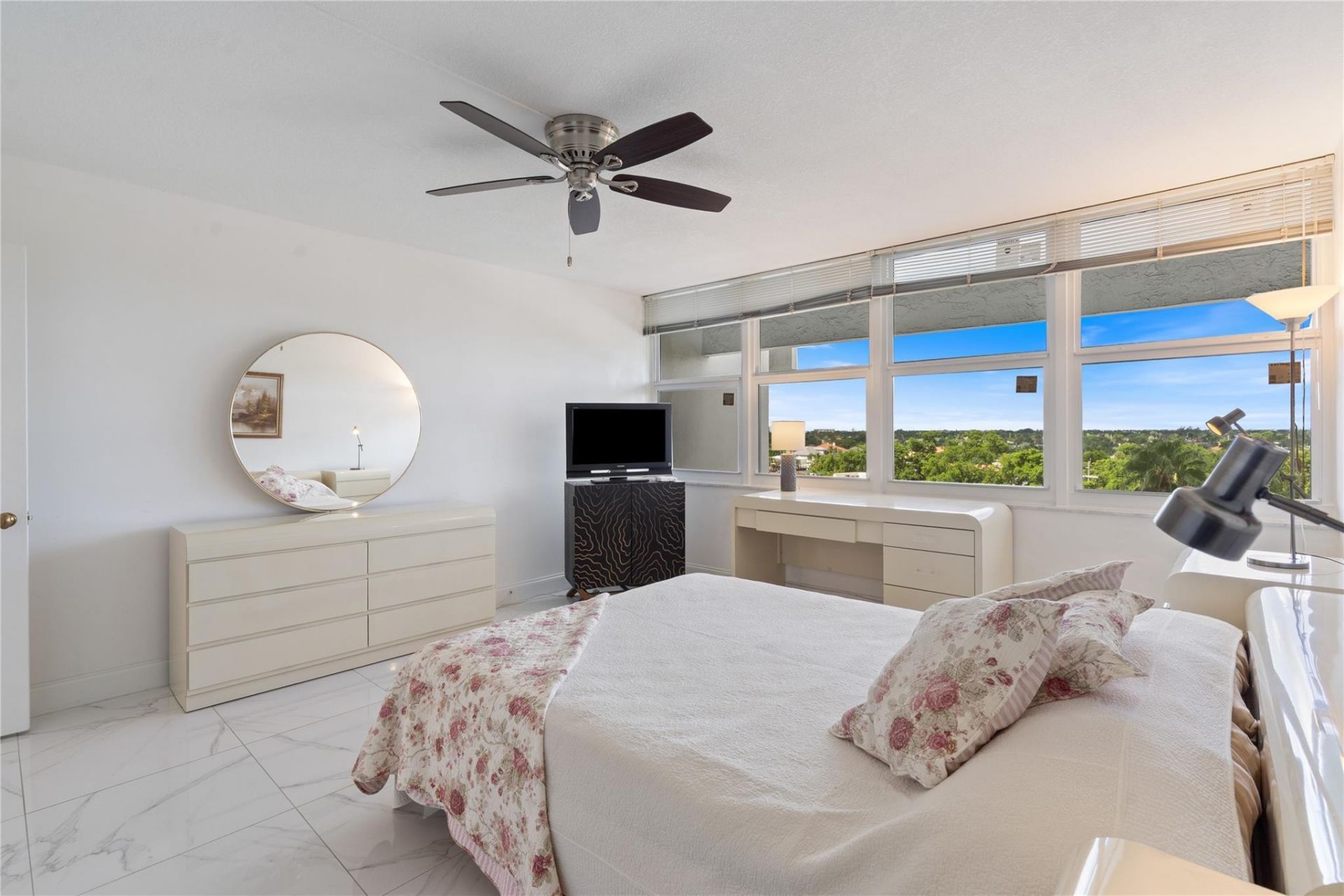 4280 Galt Ocean Drive, Unit 5F, Fort Lauderdale, FL 33308 Photo