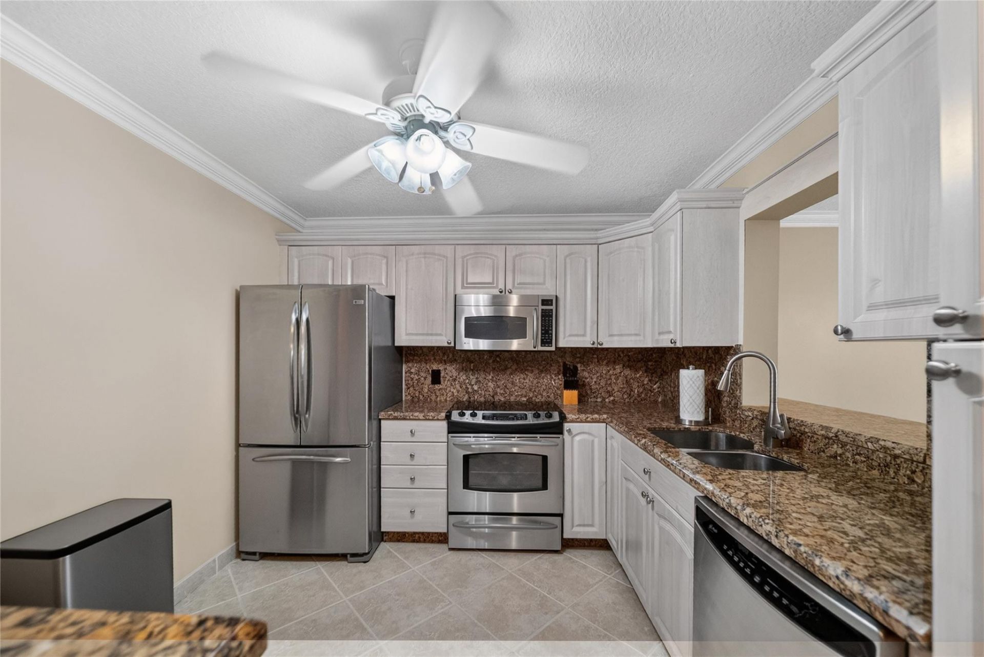 18730 Stewart Cir, Unit 7, Boca Raton, FL 33496 Photo