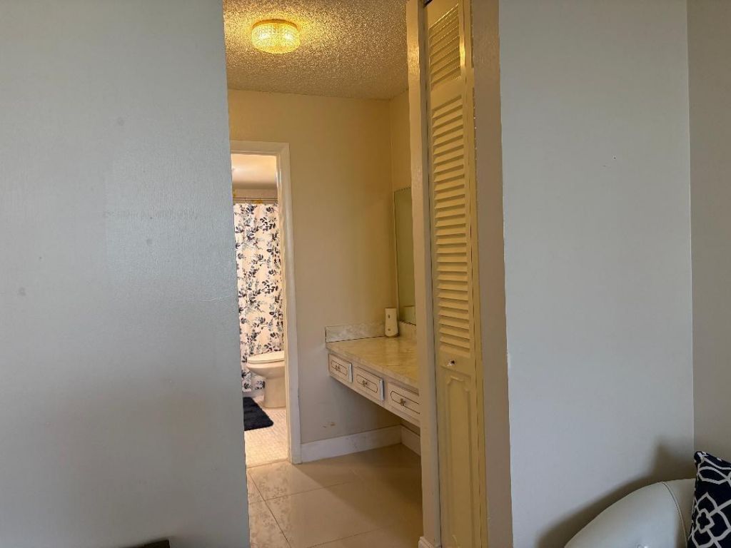 8900 Washington Boulevard, Unit 409, Pembroke Pines, FL 33025 Photo