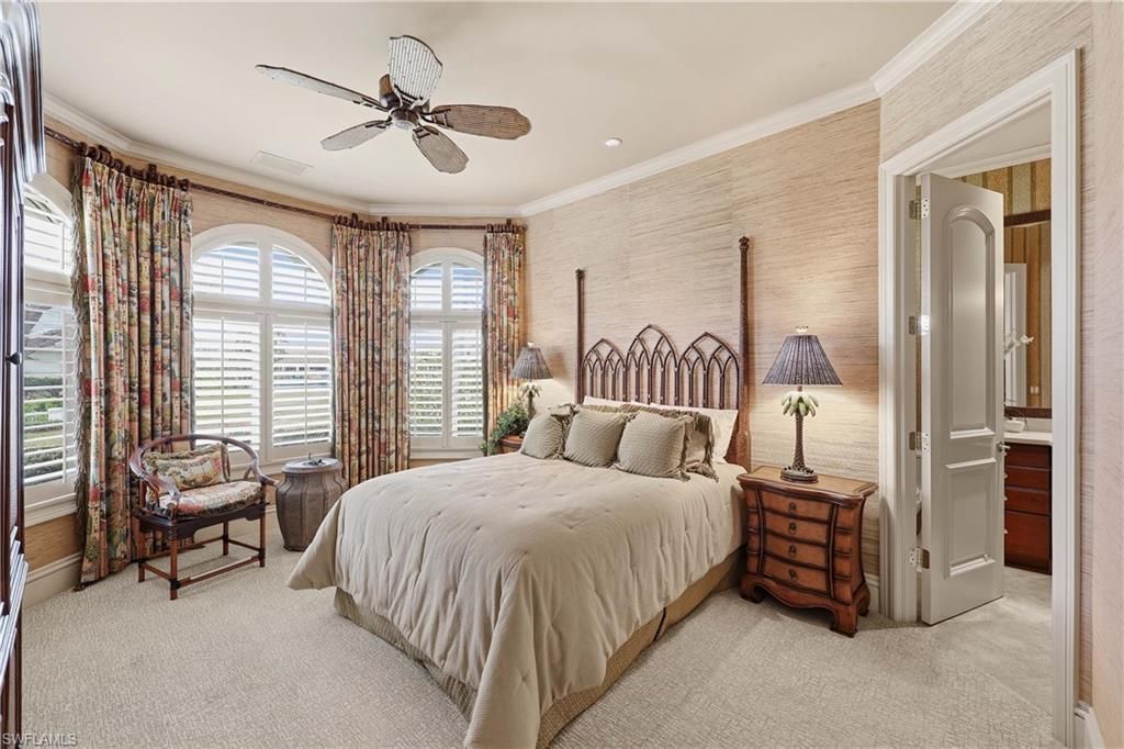 313 Neapolitan Way, Naples, FL 34103 Photo