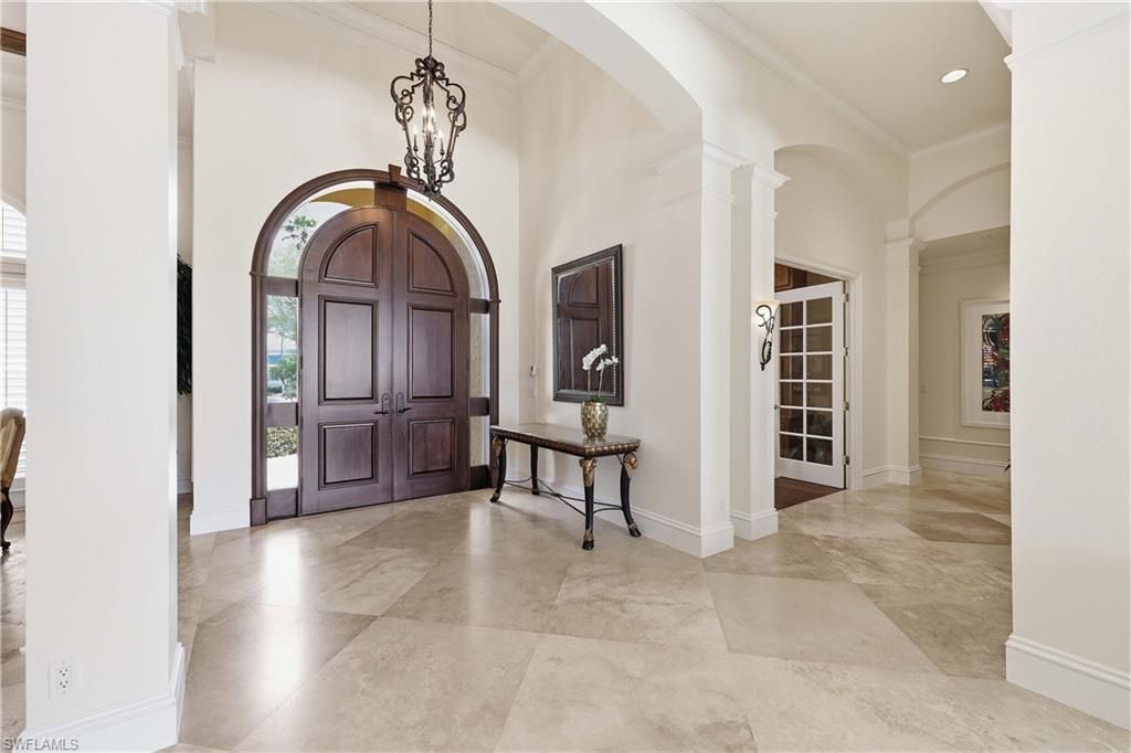 313 Neapolitan Way, Naples, FL 34103 Photo