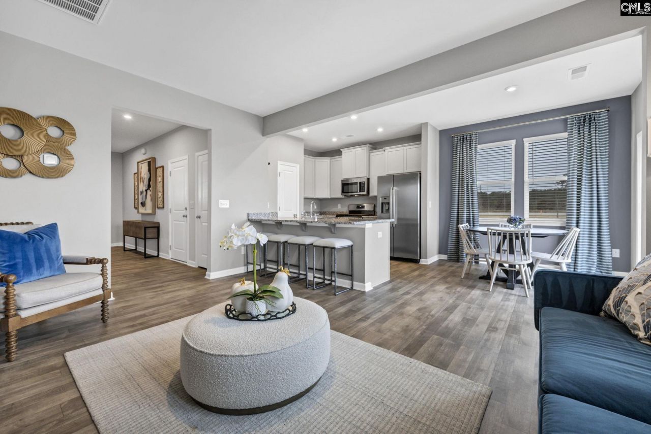 1003 Cornelia Street Photo 10