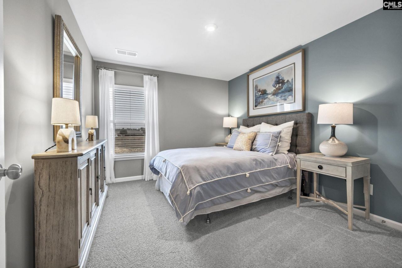 1003 Cornelia Street Photo 24