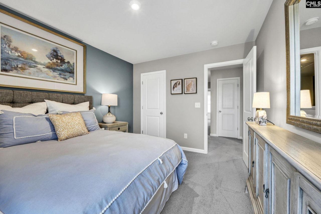 1003 Cornelia Street Photo 25