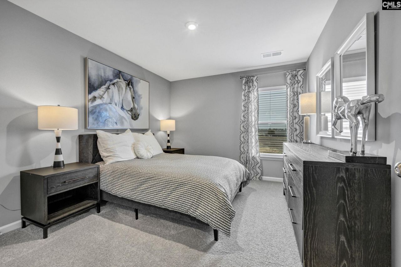 1003 Cornelia Street Photo 26