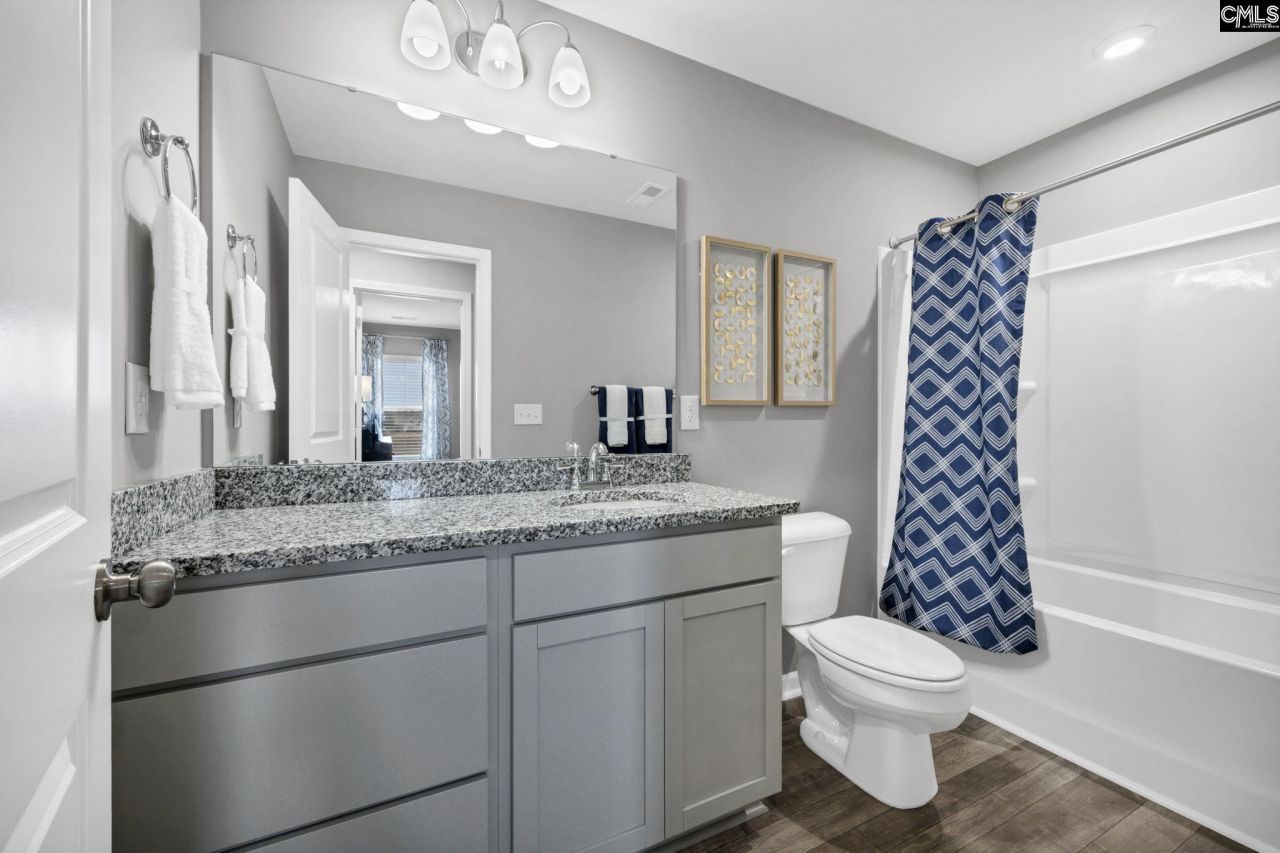 1003 Cornelia Street Photo 28