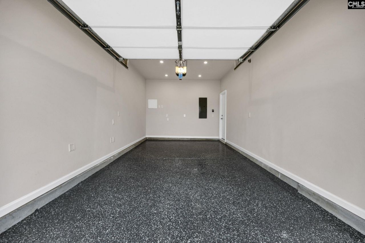 1003 Cornelia Street Photo 30