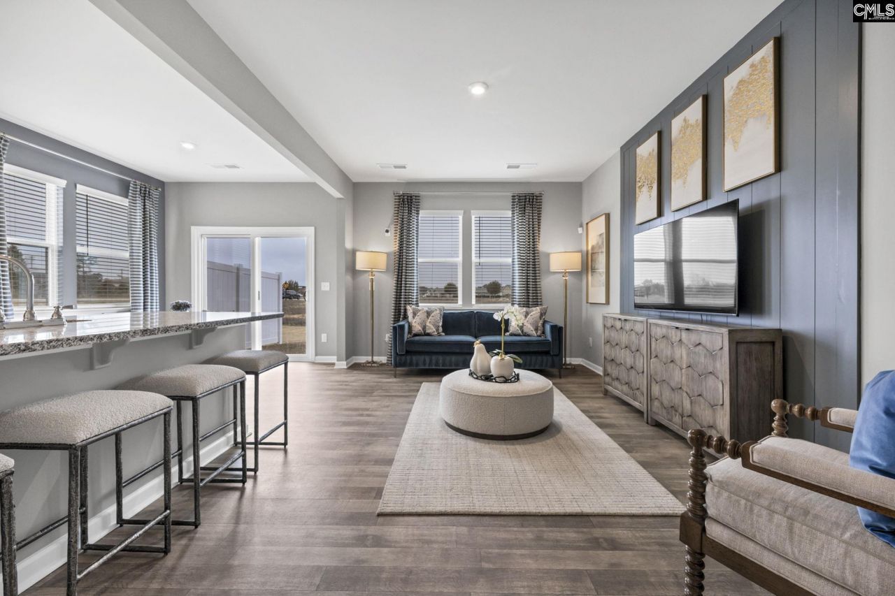 1003 Cornelia Street Photo 7