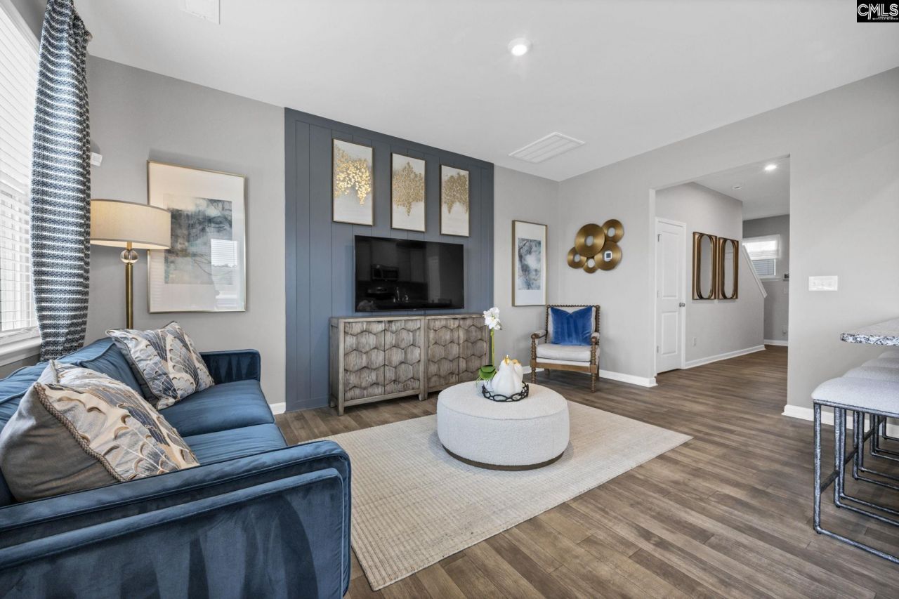 1003 Cornelia Street Photo 9