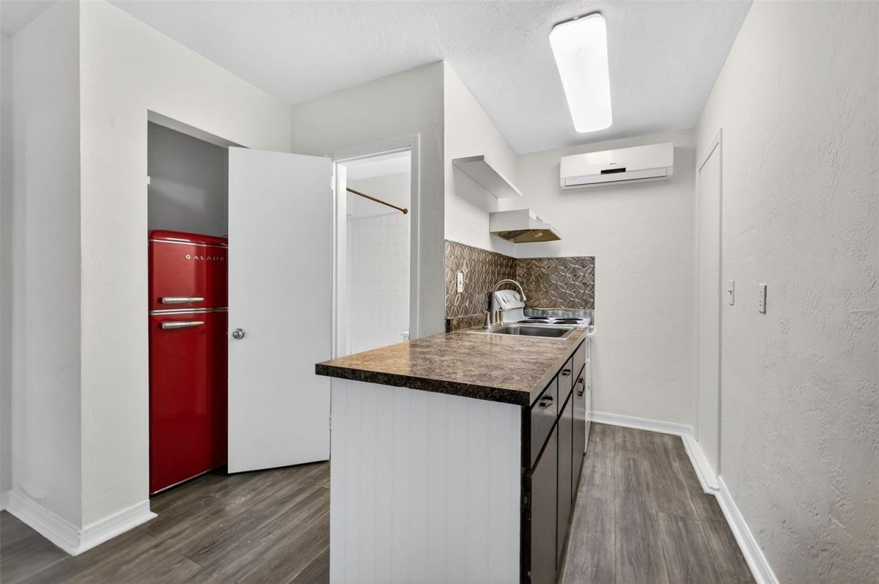 500 35th Avenue N, Saint Petersburg, FL 33704 Photo