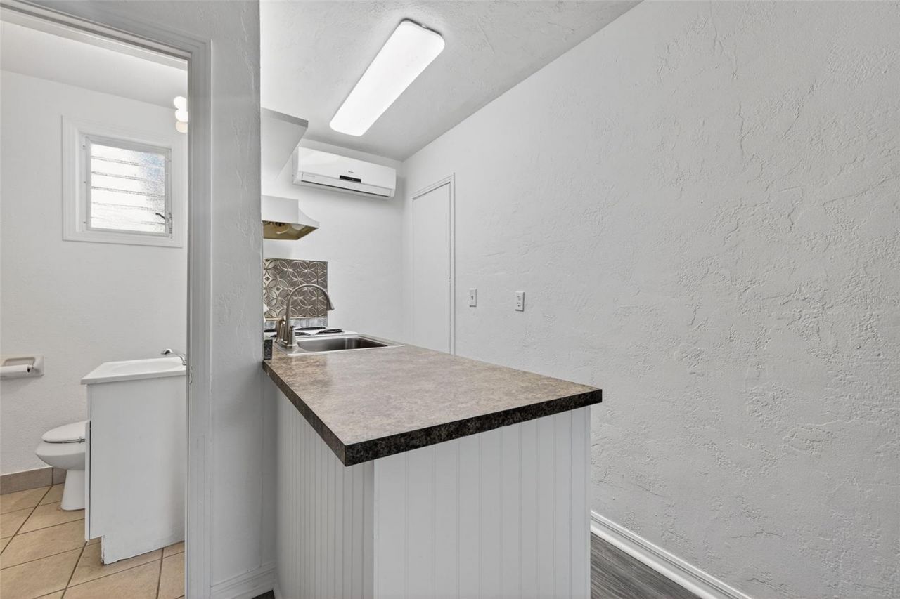 500 35th Avenue N, Saint Petersburg, FL 33704 Photo