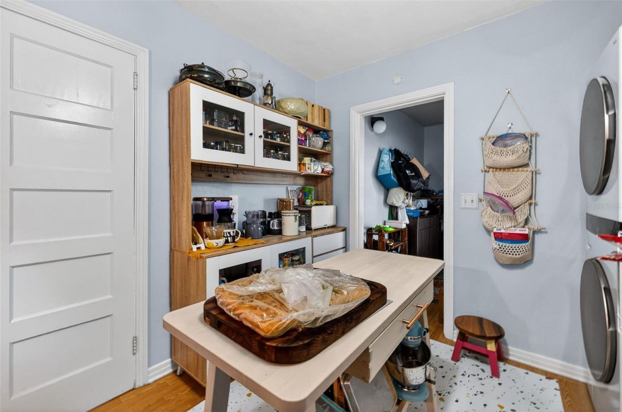 500 35th Avenue N, Saint Petersburg, FL 33704 Photo