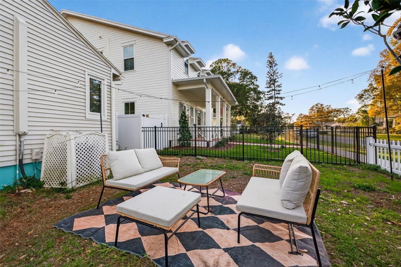 500 35th Avenue N, Saint Petersburg, FL 33704 Photo