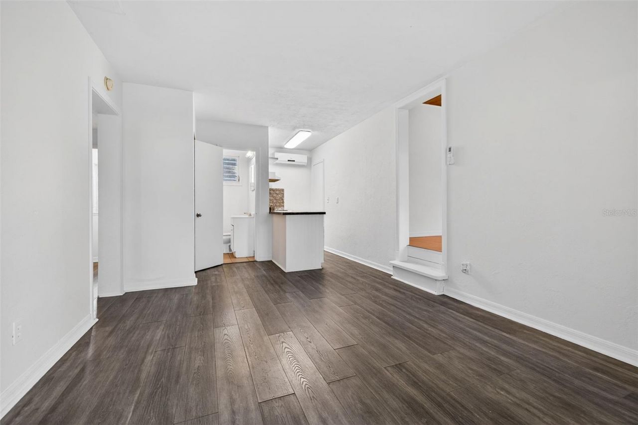 500 35th Avenue N, Saint Petersburg, FL 33704 Photo