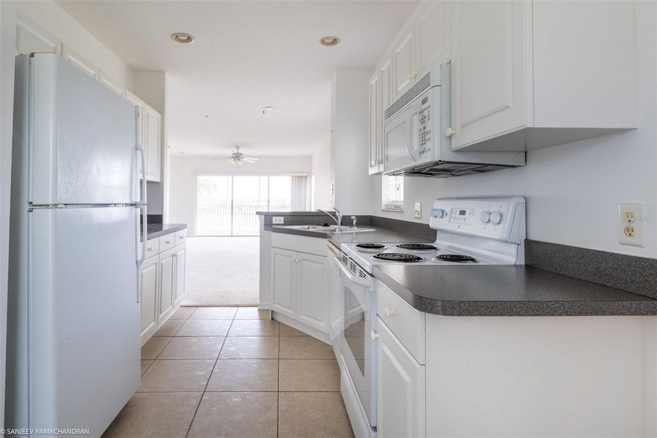 2180 Heron Lake Drive, Unit 308, Punta Gorda, FL 33983 Photo