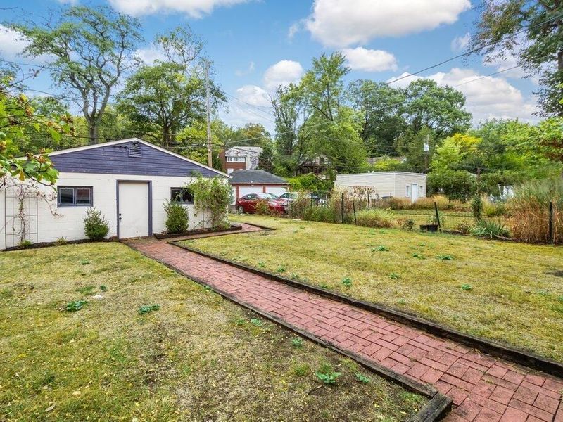 2027 N 4th Street, Columbus, OH 43201 Photo 25