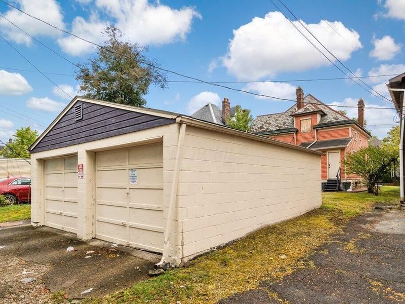 2027 N 4th Street, Columbus, OH 43201 Photo 30