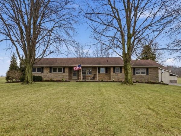 3189 State Route 61 , Crestline, OH 44827