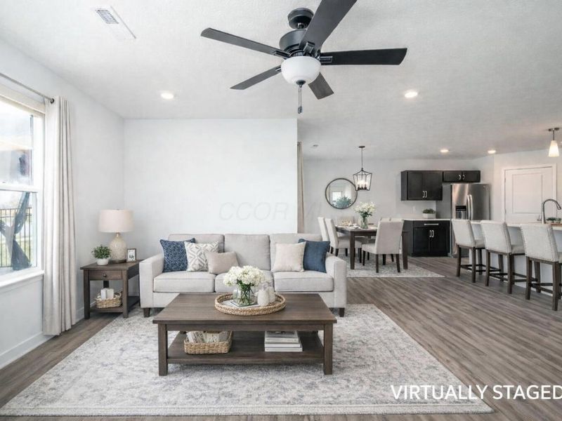 11 Sawmill Drive, Ashville, OH 43103 Photo 2