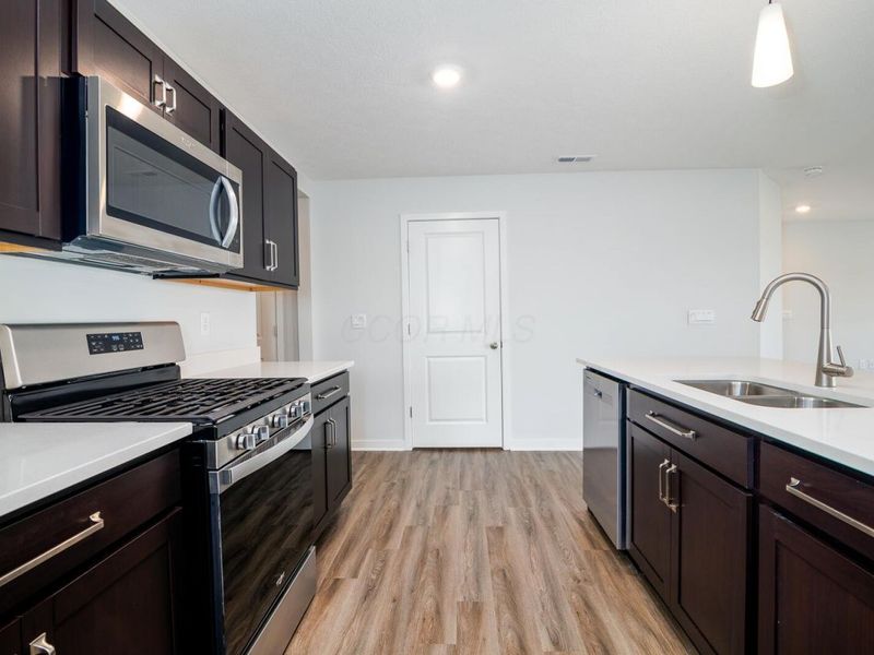 11 Sawmill Drive, Ashville, OH 43103 Photo 30