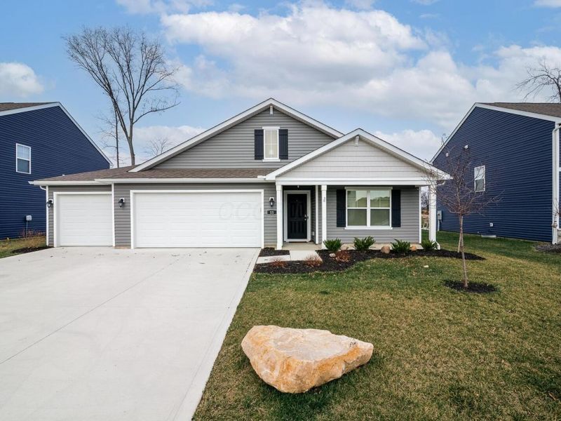 11 Sawmill Drive, Ashville, OH 43103 Photo 8