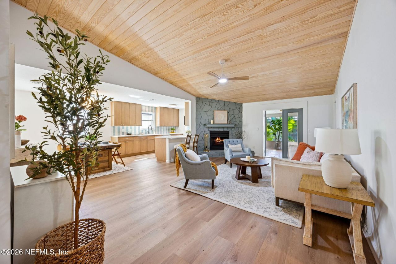 1050 Magnolia Landing Drive, Jacksonville, FL 32233 Photo