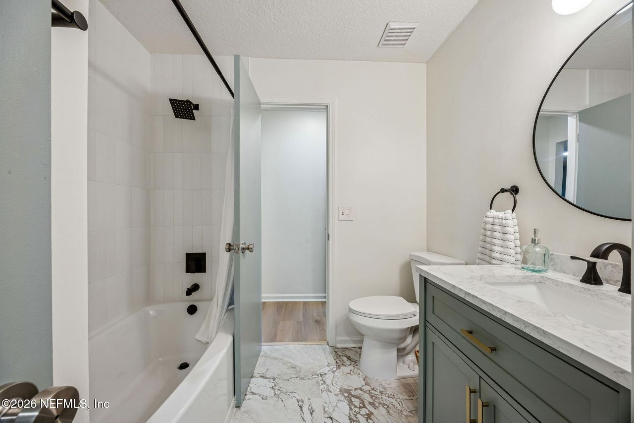 1050 Magnolia Landing Drive, Jacksonville, FL 32233 Photo