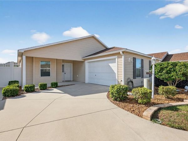 2238 Southwood Drive, Out Of Area, FL 32162