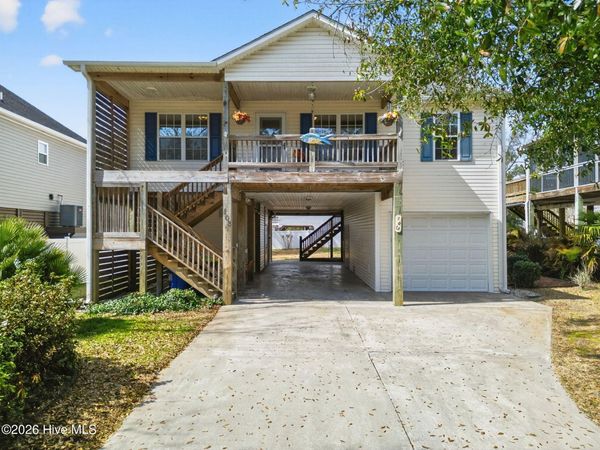 103 SE 34th Street, Oak Island, NC 28465