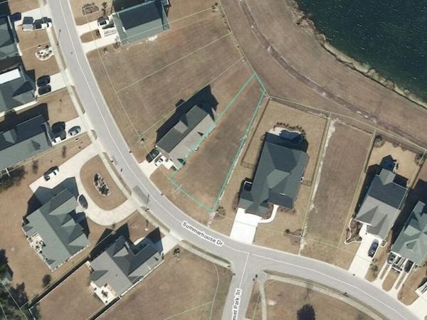 421 Summerhouse Drive , Holly Ridge, NC 28445