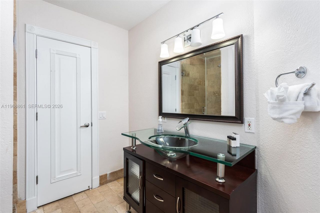 1173 NE 104th St , Miami Shores, FL 33138 Photo