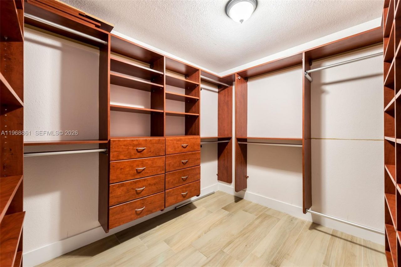 1173 NE 104th St , Miami Shores, FL 33138 Photo