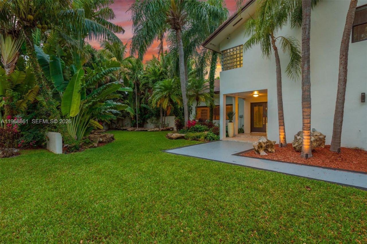 1173 NE 104th St , Miami Shores, FL 33138 Photo