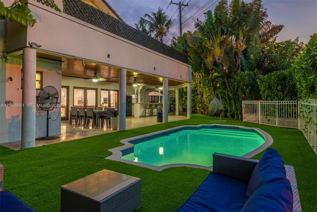 1173 NE 104th St , Miami Shores, FL 33138 Photo