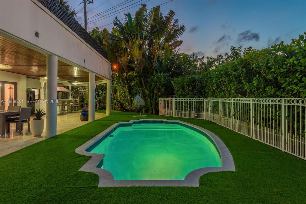 1173 NE 104th St , Miami Shores, FL 33138 Photo