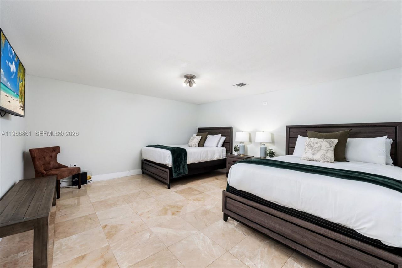 1173 NE 104th St , Miami Shores, FL 33138 Photo