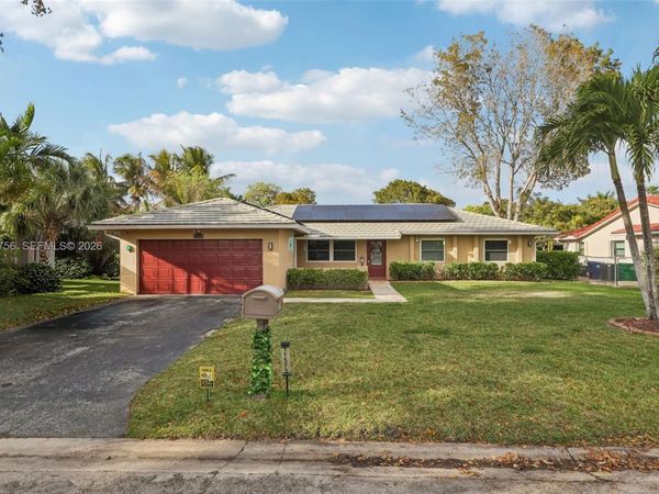 11573 NW 39th Pl , Coral Springs, FL 33065