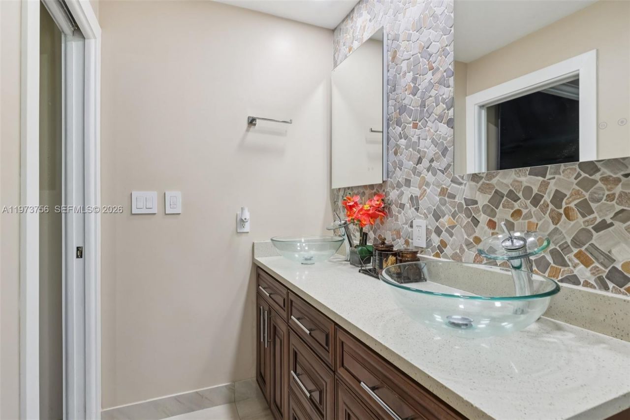 11573 NW 39th Pl, Coral Springs, FL 33065 Photo