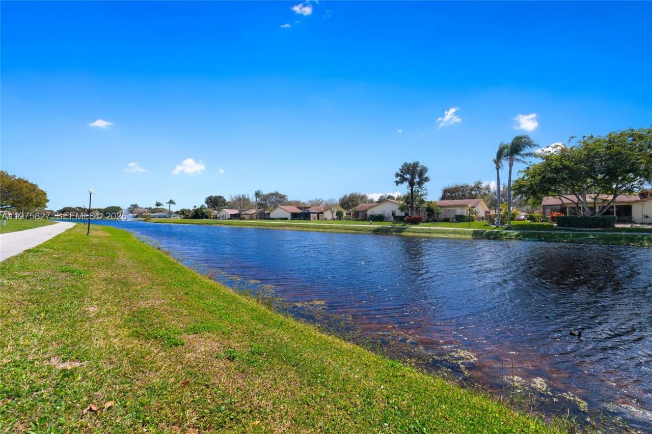 3010 NW 12th St, Unit D, Delray Beach, FL 33445 Photo