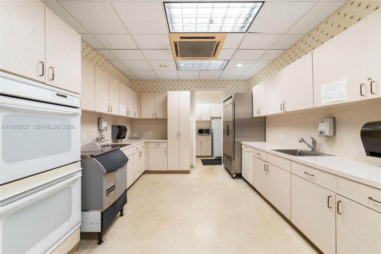 3010 NW 12th St, Unit D, Delray Beach, FL 33445 Photo