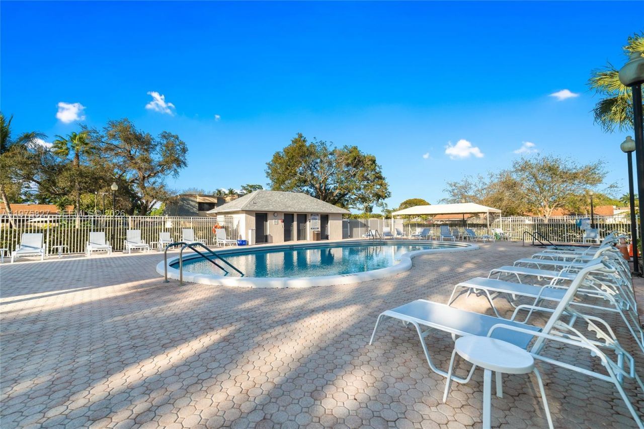 3010 NW 12th St, Unit D, Delray Beach, FL 33445 Photo