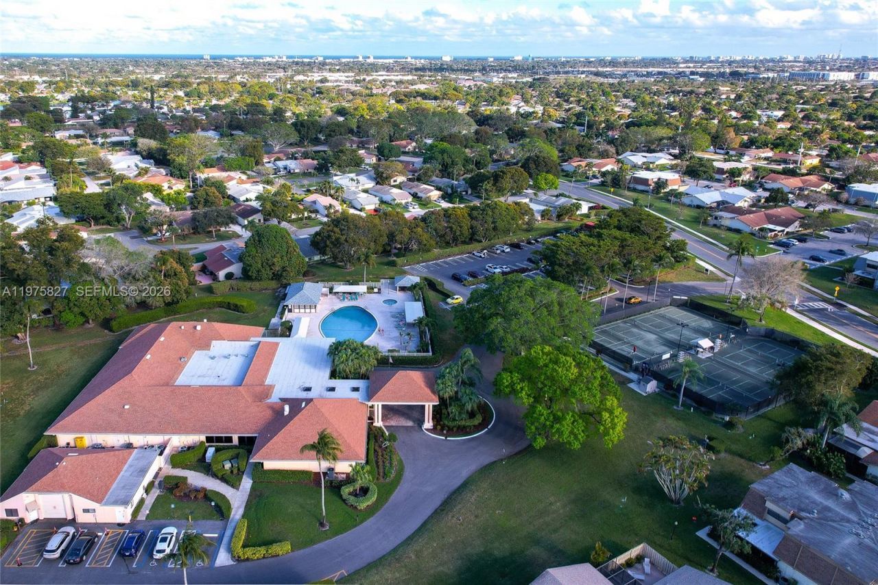 3010 NW 12th St, Unit D, Delray Beach, FL 33445 Photo